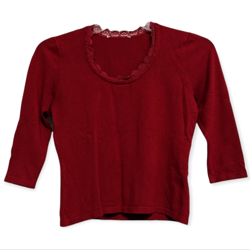 (2/$25) Petal lace collar three quarter sleeve scoop neck top maroon